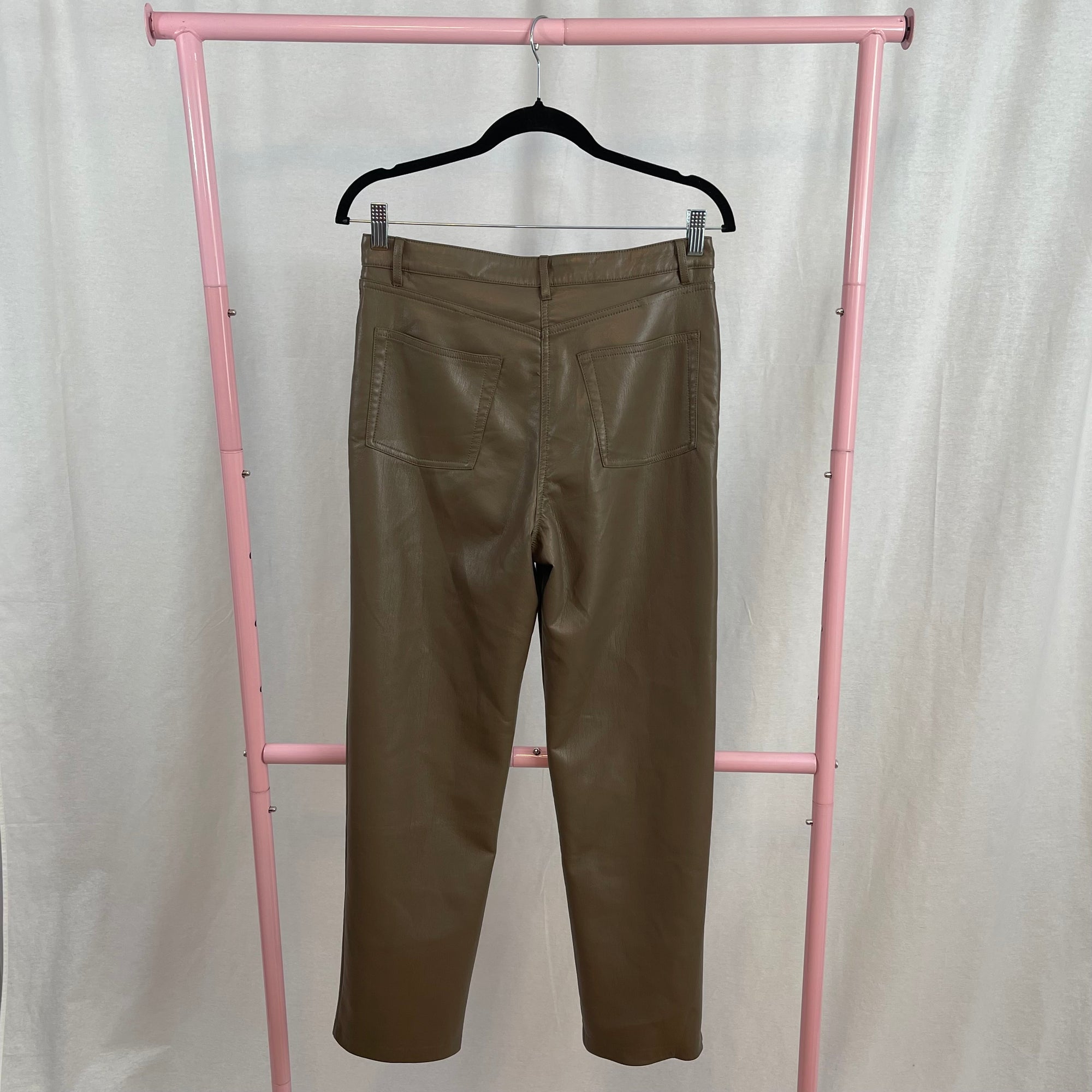 Wilfred Aritzia Brown Faux Leather Straight Leg Pants size 8