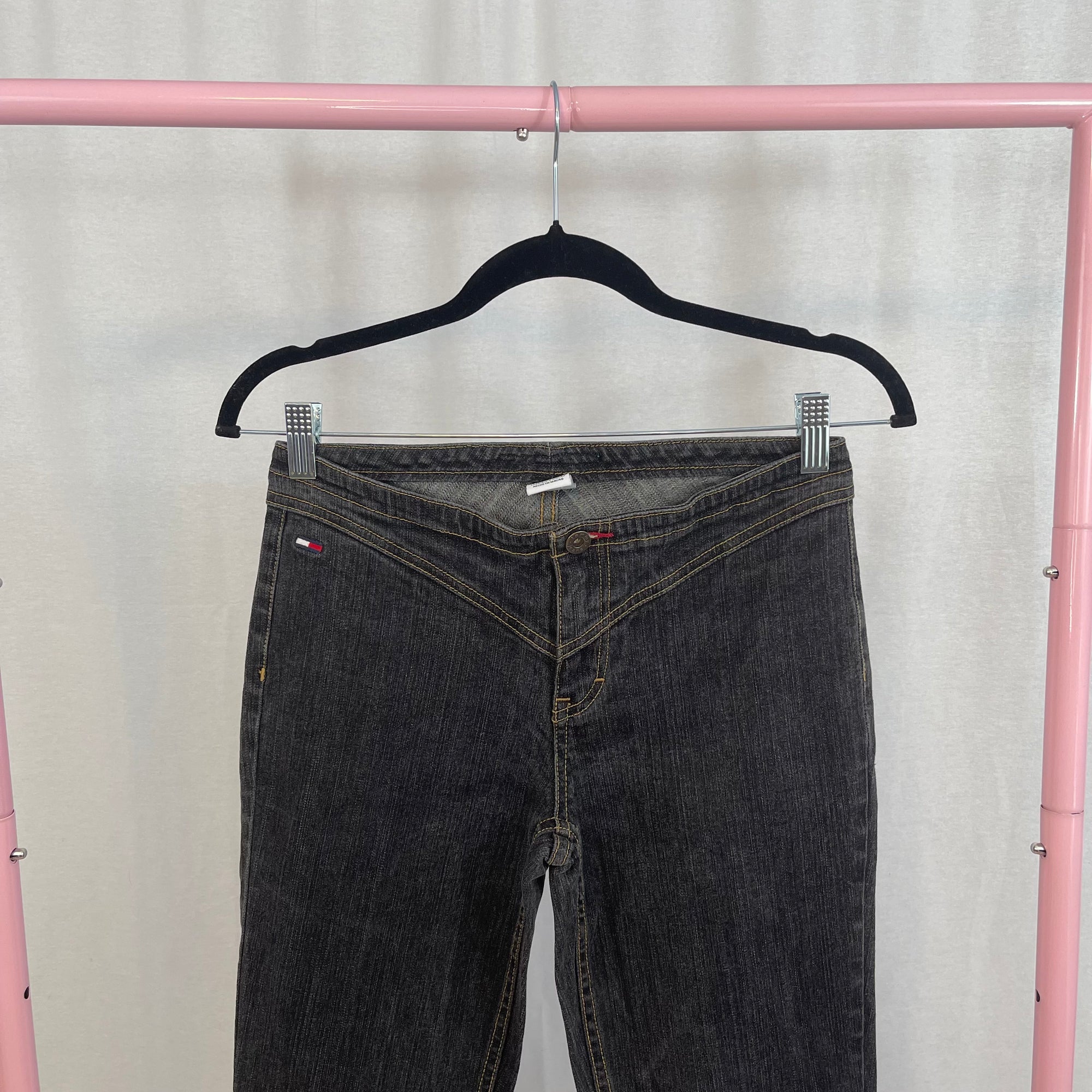 Vintage Tommy Hilfiger Luy-Luy Dark Wash Flare Jeans