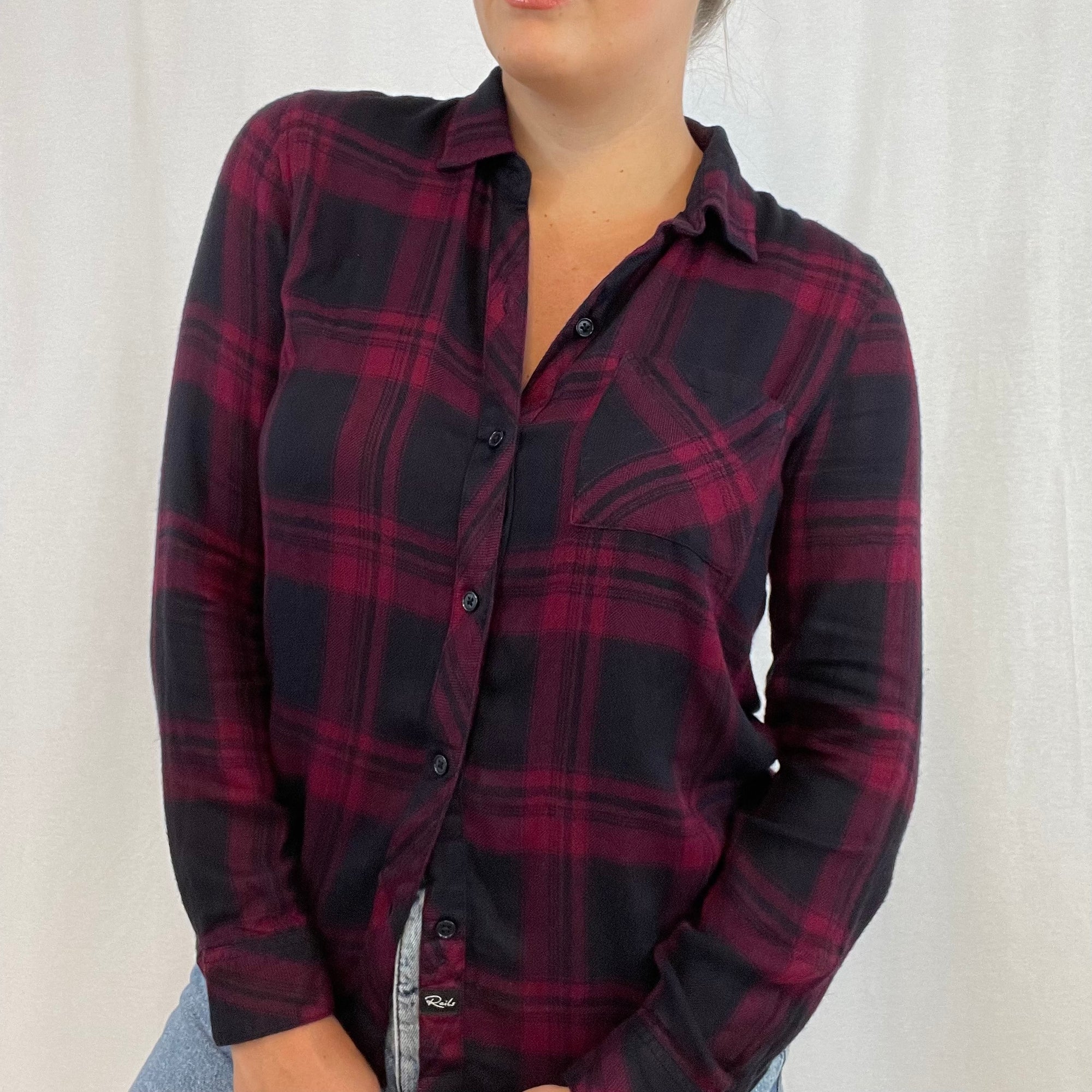 Rails Hunter Red Plaid Button Down size Small