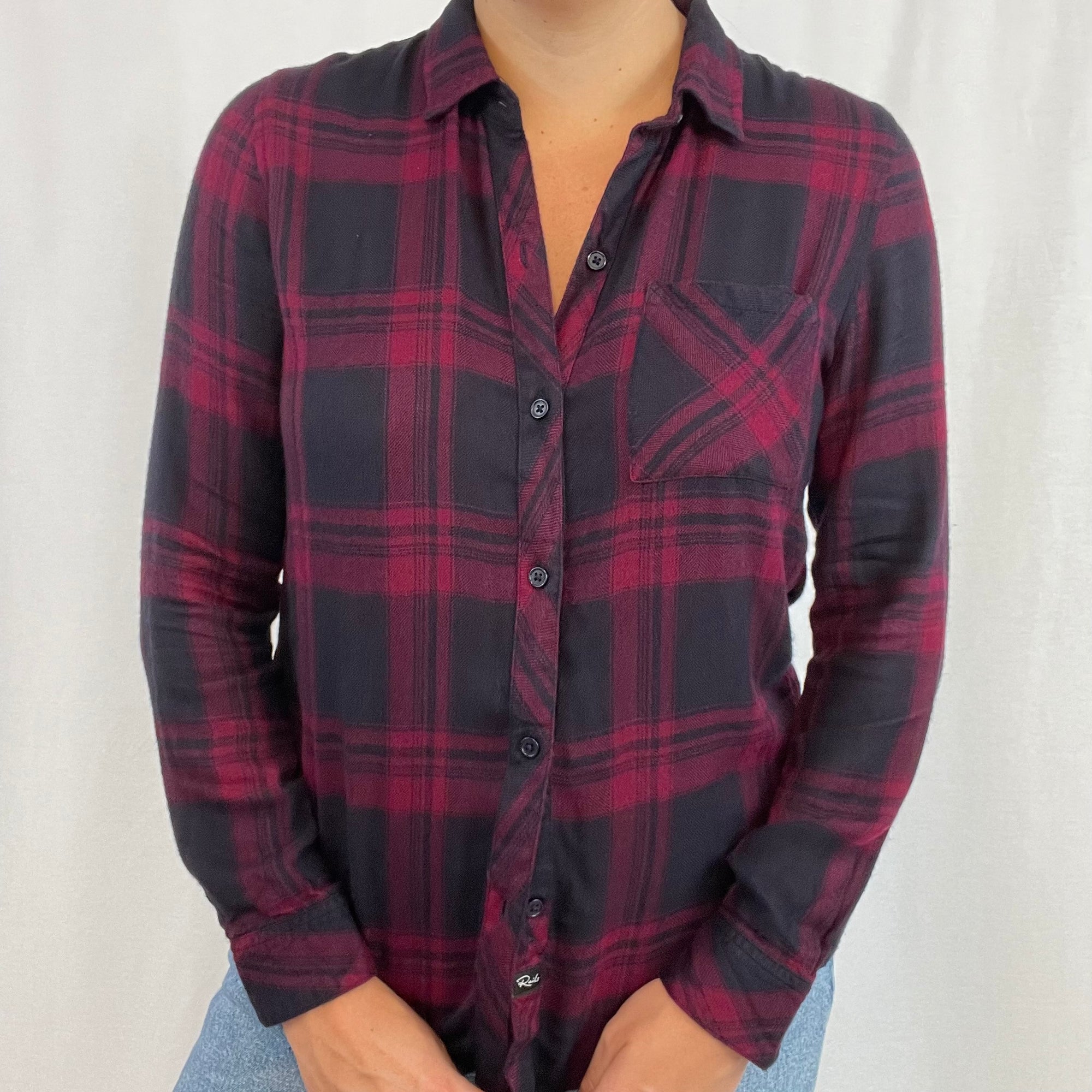 Rails Hunter Red Plaid Button Down size Small